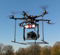 /album/suena-con-robotica-y-sera-el-futuro/estabilizador-imagen-camara-cuadricoptero-helicoptero-nick-roll-cannon-nikon-jpg/